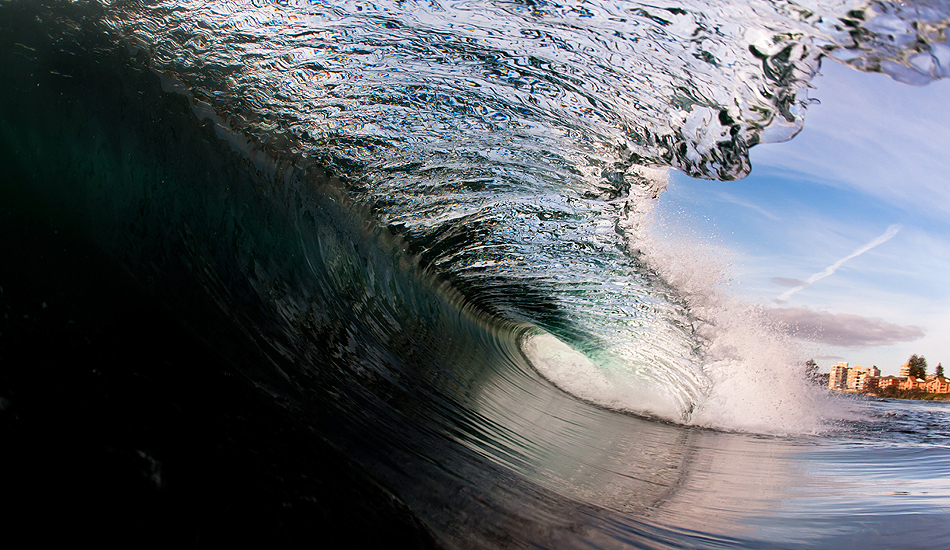Feather flare.  Photo: <a href=\"https://www.cdixon-photography.com/\"> Chris Dixon</a>