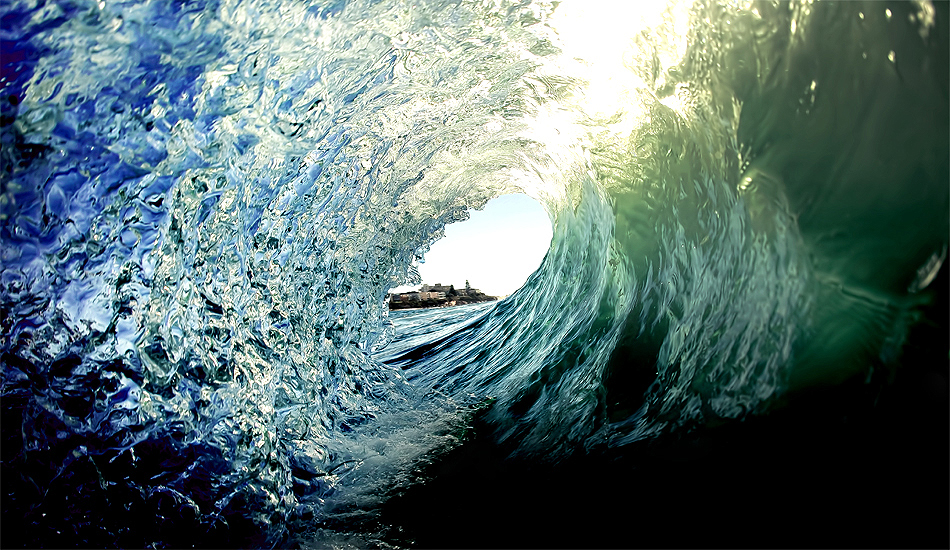 Glistening glass.  Photo: <a href=\"https://www.cdixon-photography.com/\"> Chris Dixon</a>