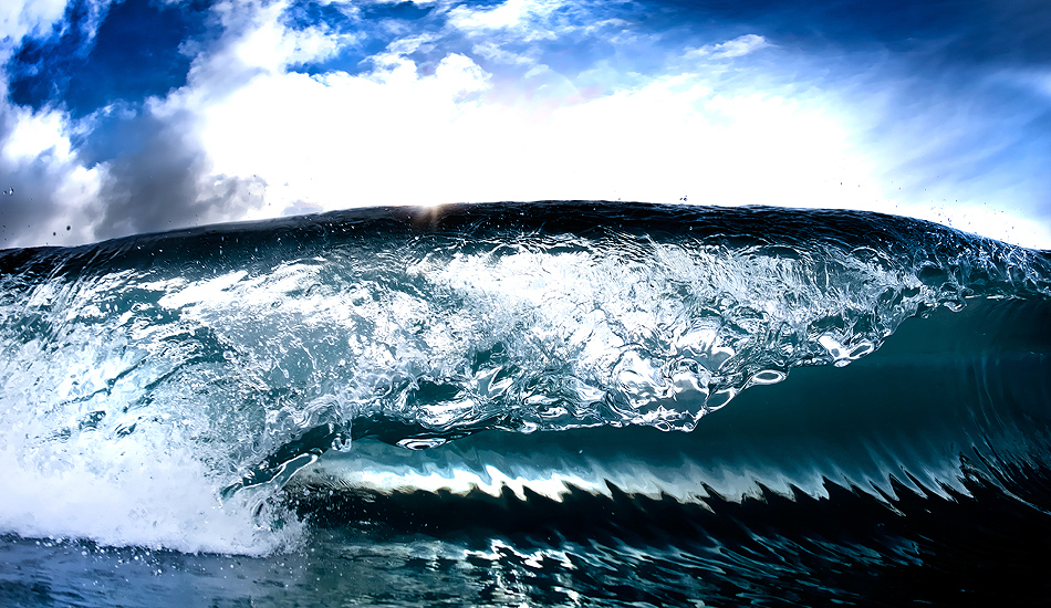 Shimmering lines.  Photo: <a href=\"https://www.cdixon-photography.com/\"> Chris Dixon</a>