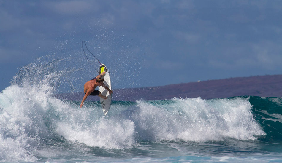 Surfer: Carlin Reinhart.  Photo: <a href=\"https://www.christianlacuestaphotography.com\"> Christian LaCuesta</a>.