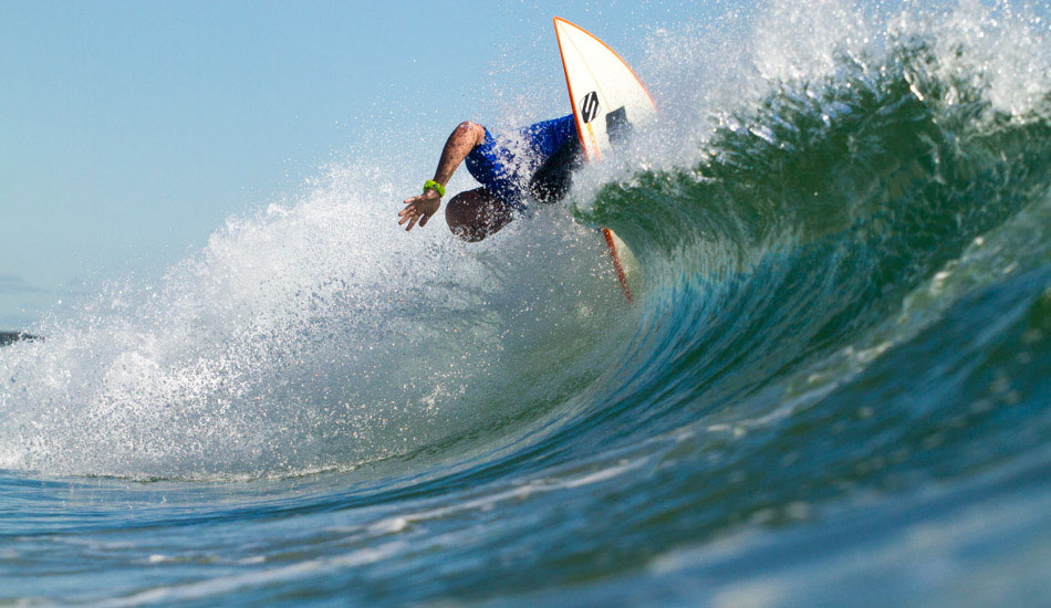 Dean Randazzo going backside at the Fosters Belmar Pro. Photo: <a href=\"https://christor.photoshelter.com/\" target=_blank>Christor Lukasiewicz</a>