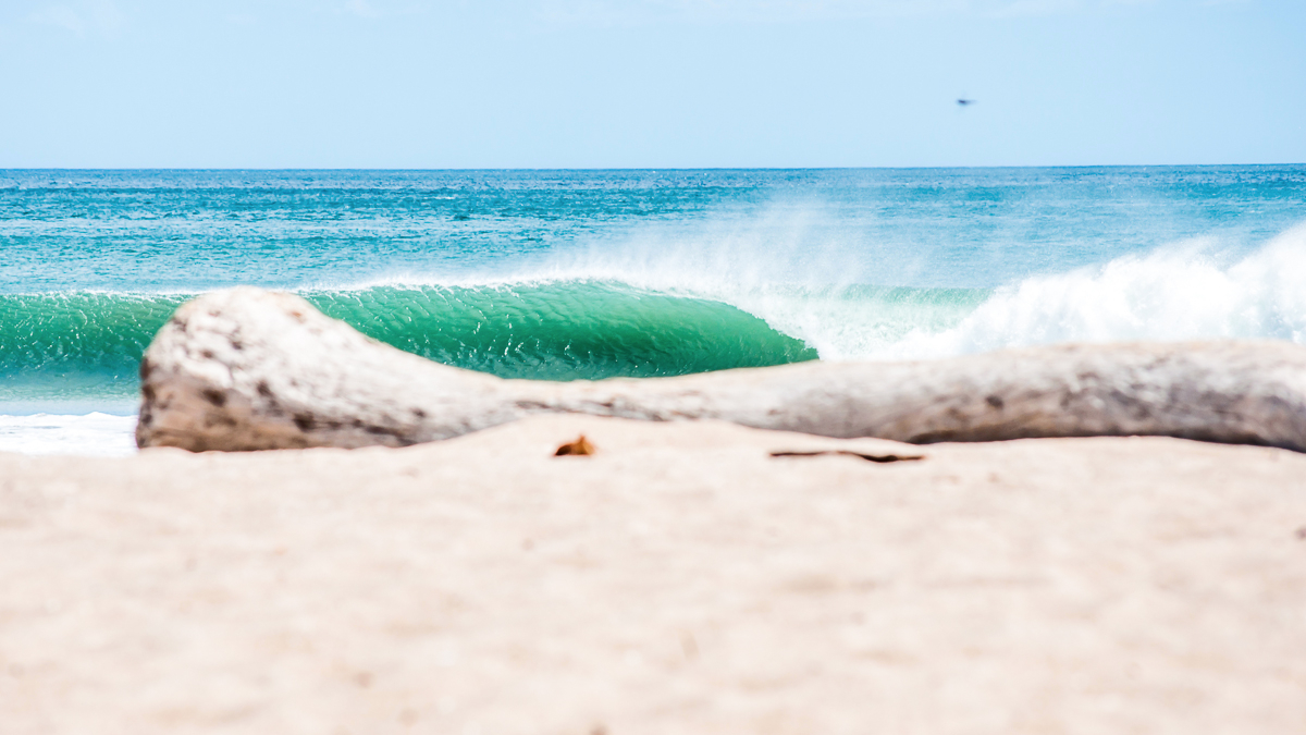 Paradiso: White sand, blue water and consistent offshore winds and swell. Playa Colorado is truly a surfers paradise. Photo: <a href=\"https://www.cwd-photography.com/\">Constantin Witt-Dörring</a>