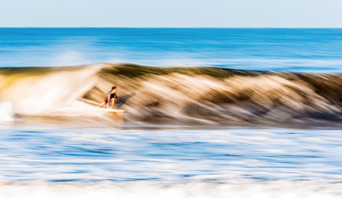 Mixed Colours: Another long exposure with the white water mixing in to the wave. Photo: <a href=\"https://www.cwd-photography.com/\">Constantin Witt-Dörring</a>