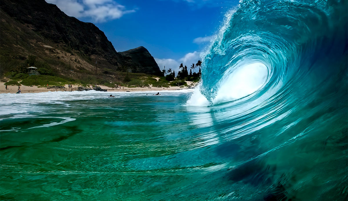 The Islands. I love the foam shadow on the inside. Clarity: A+. Photo: <a href=\"https://craiglarsonimaging.com/\">Craig Larson</a>
