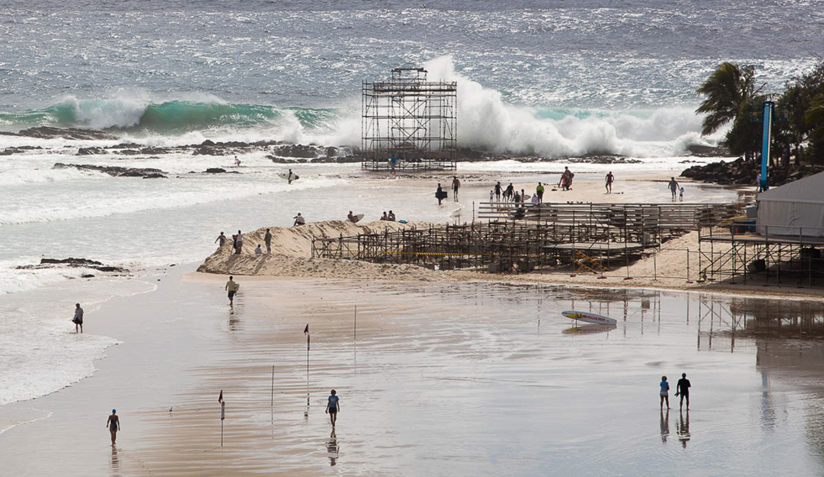 Stop one of the WSL barely surviving the swell.