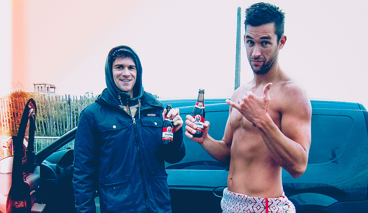 And Yes, after a fun long session in freezing cold water, you must enjoy of a real Belgian beer with your friends!