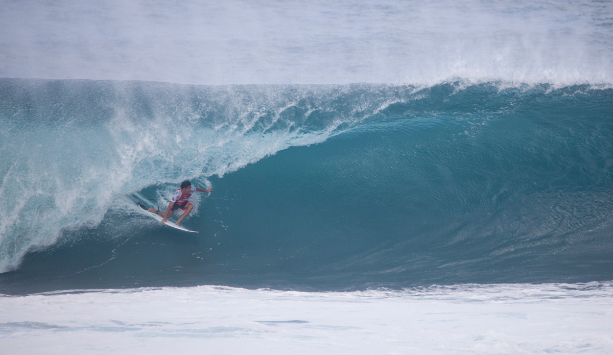 Flores pulling into a gem. Photo: Shannon Marie Quirk @shannonreporting