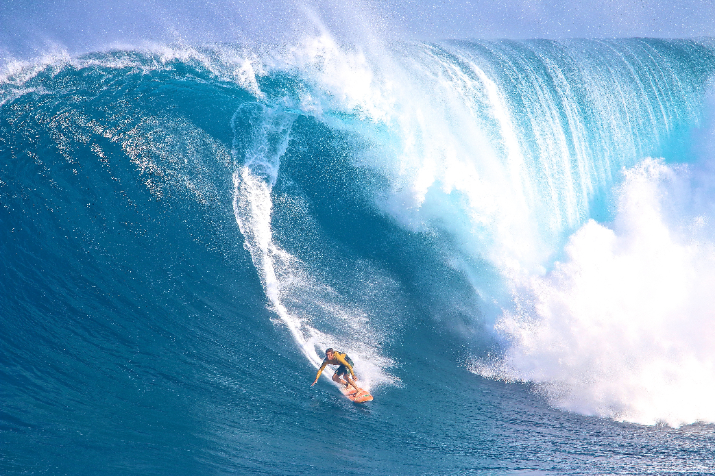 Albee hunting the west bowl for barrels.