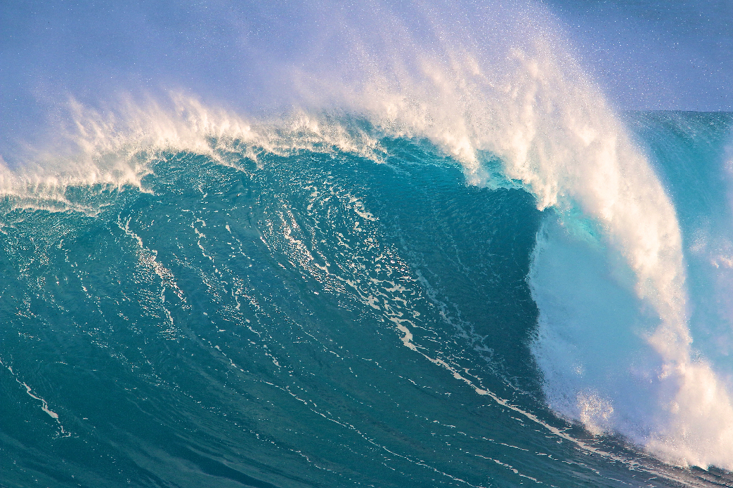 Good morning from Peahi.