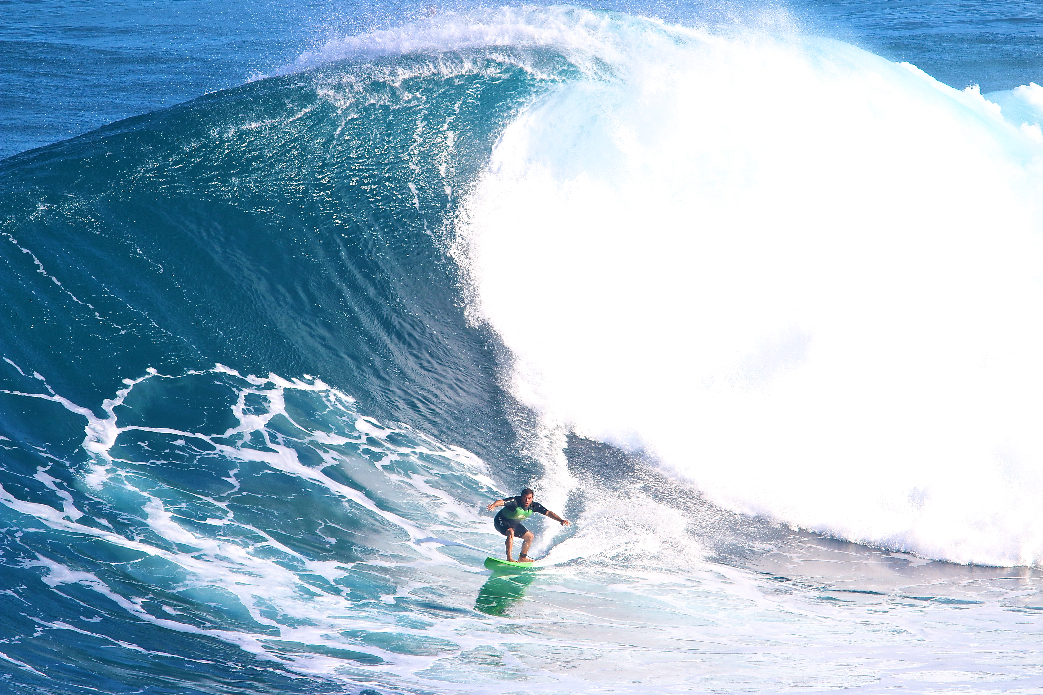 Underground Peahi charger Marcio was one of the first guys to start paddling Peahi that brought paddling surfing back to Peahi. He used to be out there with no one around and no skis and no inflatable life jacket.