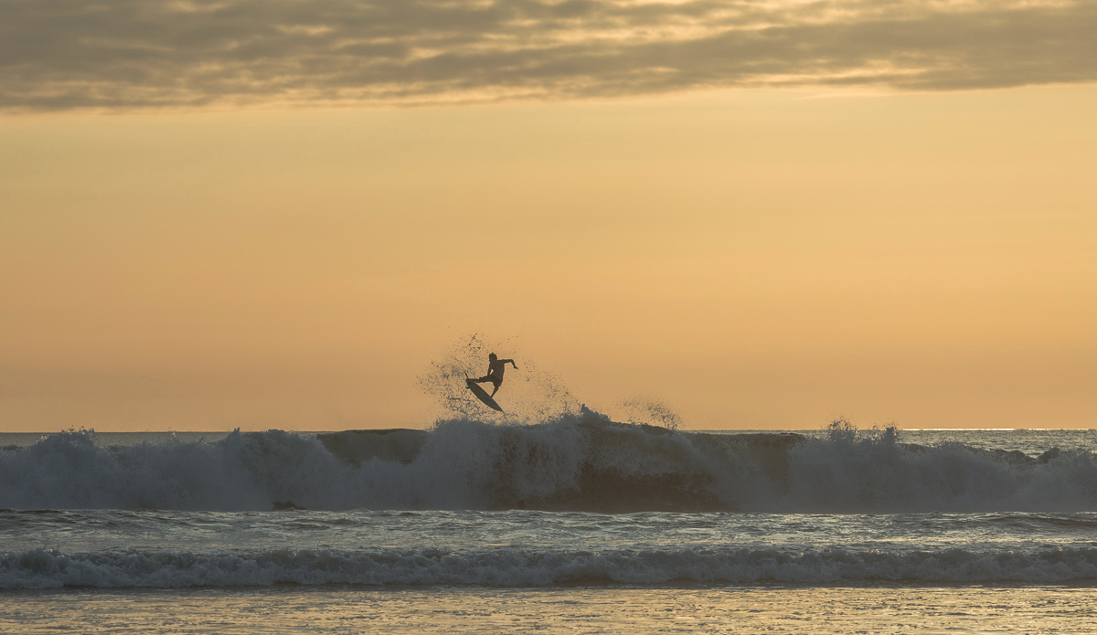 In season you awake to offshore barrels in the morning followed by a light onshore breeze favoring above the lip surfing giving you the best of both world\'s daily, Jeffrey Myers happily obliges. 