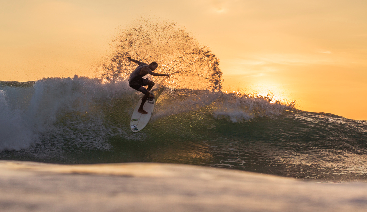 Keith pictured here giving a show to those who gathered to take in another Ecuadorian sunset..jpg