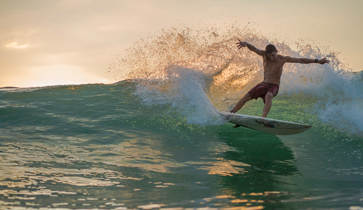 Local Kingpin Ramon Loor slicing through another beauty with precision and finesse.