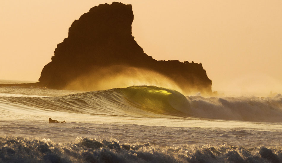 It’s always offshore in parts of Nicaragua - not a bad thing to have. Photo: <a href=\"https://gaz-art.com\">Gary Parker</a>