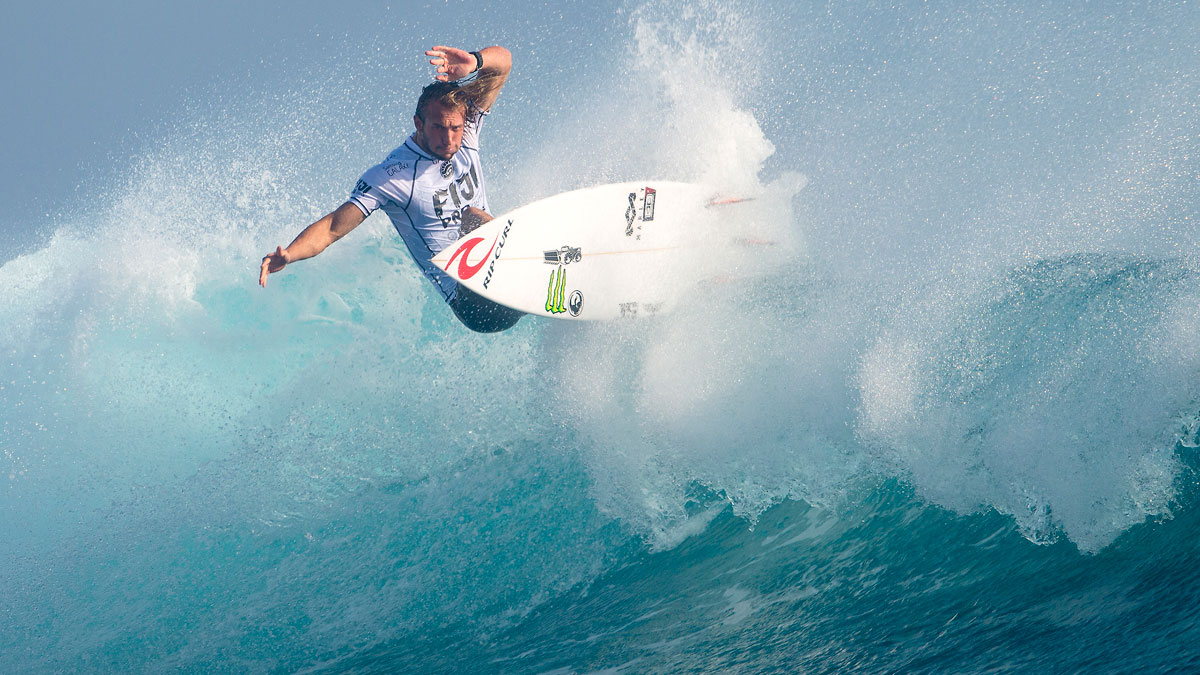 Owen Wright defeated Nat Young in Round 1, Fiji Pro 2014, Association of Surfing Professionals World Championship Tour. Photo: <a href=\"https://www.aspworldtour.com/\">ASP/Robertson 