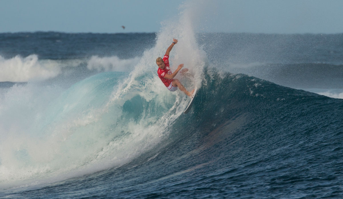 Nat Young surfing against Michel Bourez in Semi 1, Fiji Pro 2014. Photo: <a href=\"https://www.aspworldtour.com/\">ASP | Robertson</a>