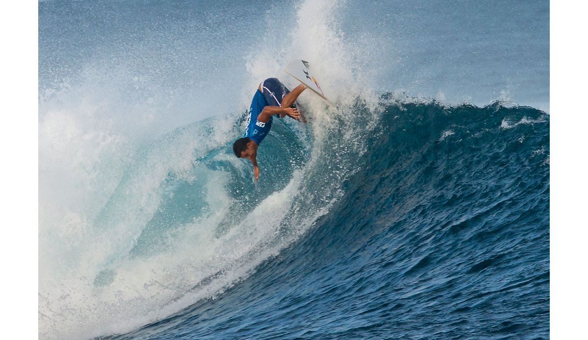 Michel Bourez eliminated in Semi 1 by Nat Young, Fiji Pro 2014. Photo: <a href=\"https://www.aspworldtour.com/\">ASP | Robertson</a>