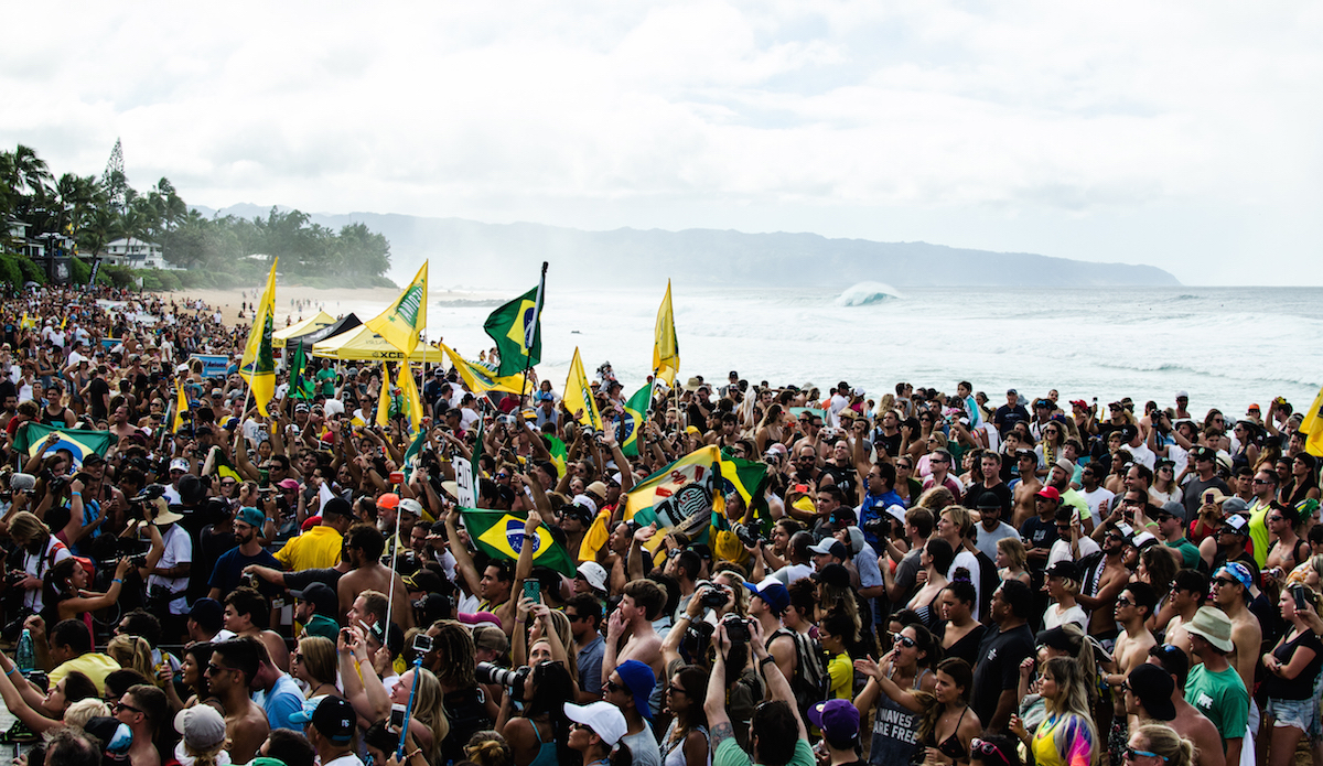 Packed house. Photo: <a href=\"https://www.danlemaitrephoto.com\">Dan LeMaitre</a>