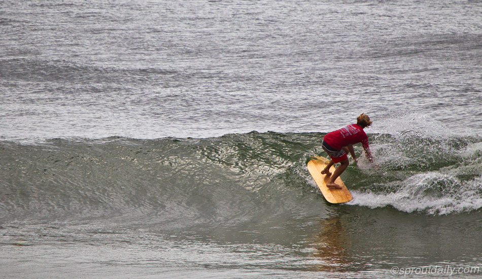 Jacob Stuth, who has surfed alaias for over six years, la las effortlessly through the inside section. Photo: <a href=\"https://www.sproutdaily.com\" target=_blank>SproutDaily.com</a>