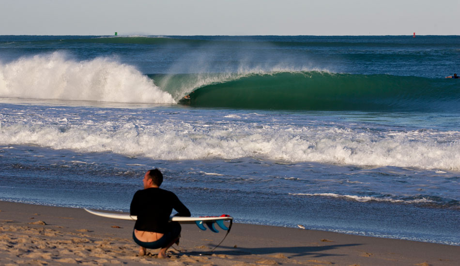 Pete Mendia seems to find himself in the most ridiculous barrels as consistently as possible. Photo: <a href=\"https://tupat.posterous.com/\" target=_blank>Tupat</a>
