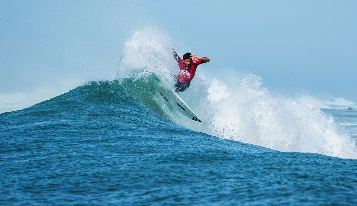 Jeremy Flores at the Quiksilver Pro France. Photo: <a href=\"https://www.worldsurfleague.com/\">WSL</a>/<a href=\"https://instagram.com/damien_poullenot/\">Damien Poullenot</a>