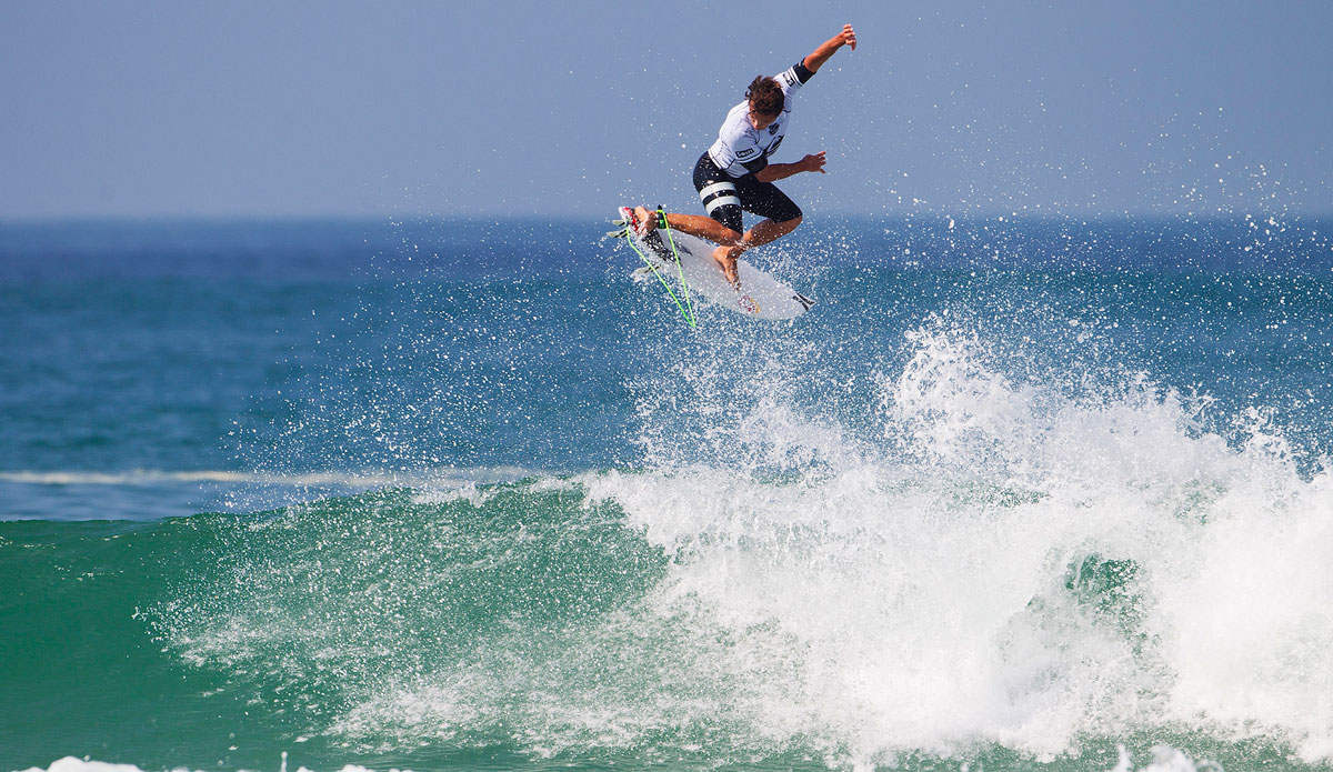 Julian Wilson of Coolum, Sunshine Coast, Australia (pictured) outshone the field during Round 1 of the Quiksilver Pro France, advancing in first place with a pair of excellent 8.50 and 8.27 rides (both out of ten), on Friday September 6, 2014. Wilson defeated Jadson Andre (BRA) and John John Florence (HAW) to earn his place directly into Round 3. Photo: <a href=\"https://www.aspworldtour.com/\">ASP</a>/ <a href=\"https://www.google.com/url?q=https://www.kirstinscholtz.com/&sa=U&ei=dw0SVPbUAYGziwKIv4GgCw&ved=0CBYQFjAA&sig2=1Yay5WaUuxsqwREA7hI1Uw&usg=AFQjCNHgLd68-84GmkH2AGuRqpTNCMt-EA\">Kirstin</a>