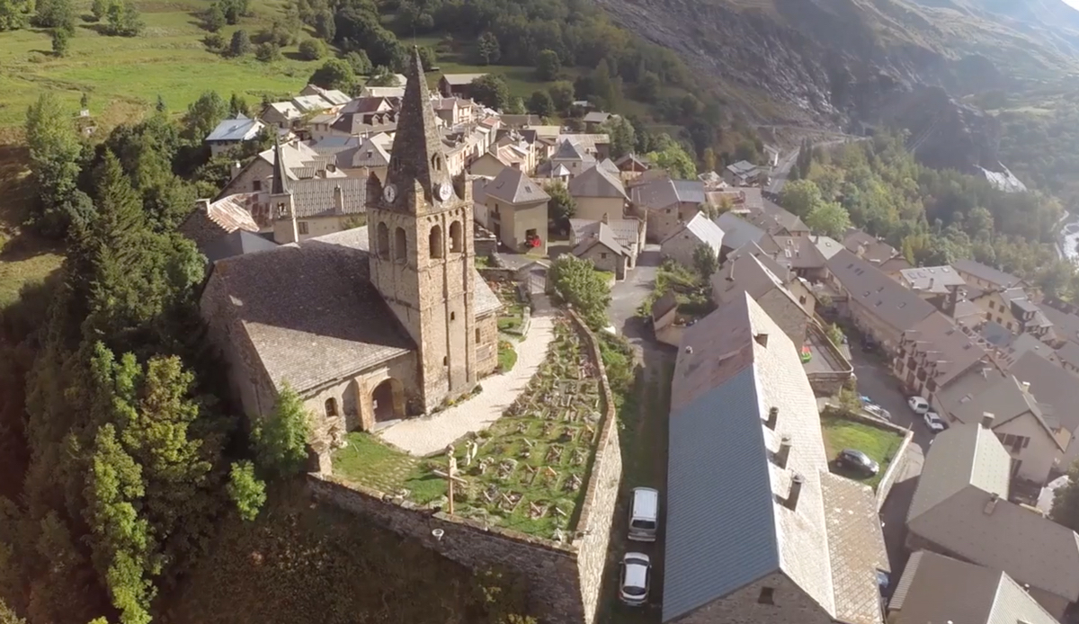 Screenshot: <a href=\"https://vimeo.com/118221621\">1628films</a>