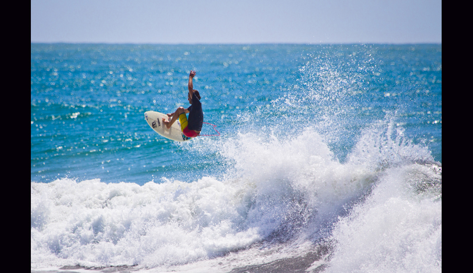 Costa Rica, 2012. Joe Cheshire boosting. Photo: <a href=\"https://www.chrisfrickphotography.com/\" target=_blank>Chris Frick</a>