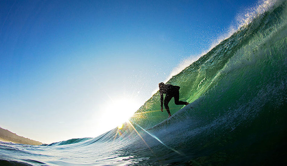 Justin Wood racing down the line on an epic day in Southern California. Photo: <a href=\"https://www.gagehingeley.com/\" target=_blank>Gage Hingeley</a>.