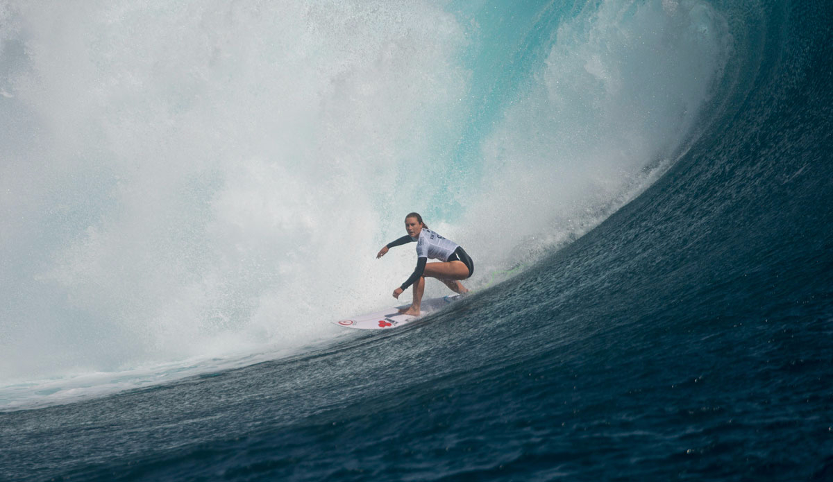 Nikki Van Dijk of Australia scored well with and excellent 8 point ride but placed 2nd in her Round 1 heat and moves into Round 2 where she will face Silvana Lima of Brazil. Photo: <a href=\"https://www.worldsurfleague.com/\">World Surf League</a>