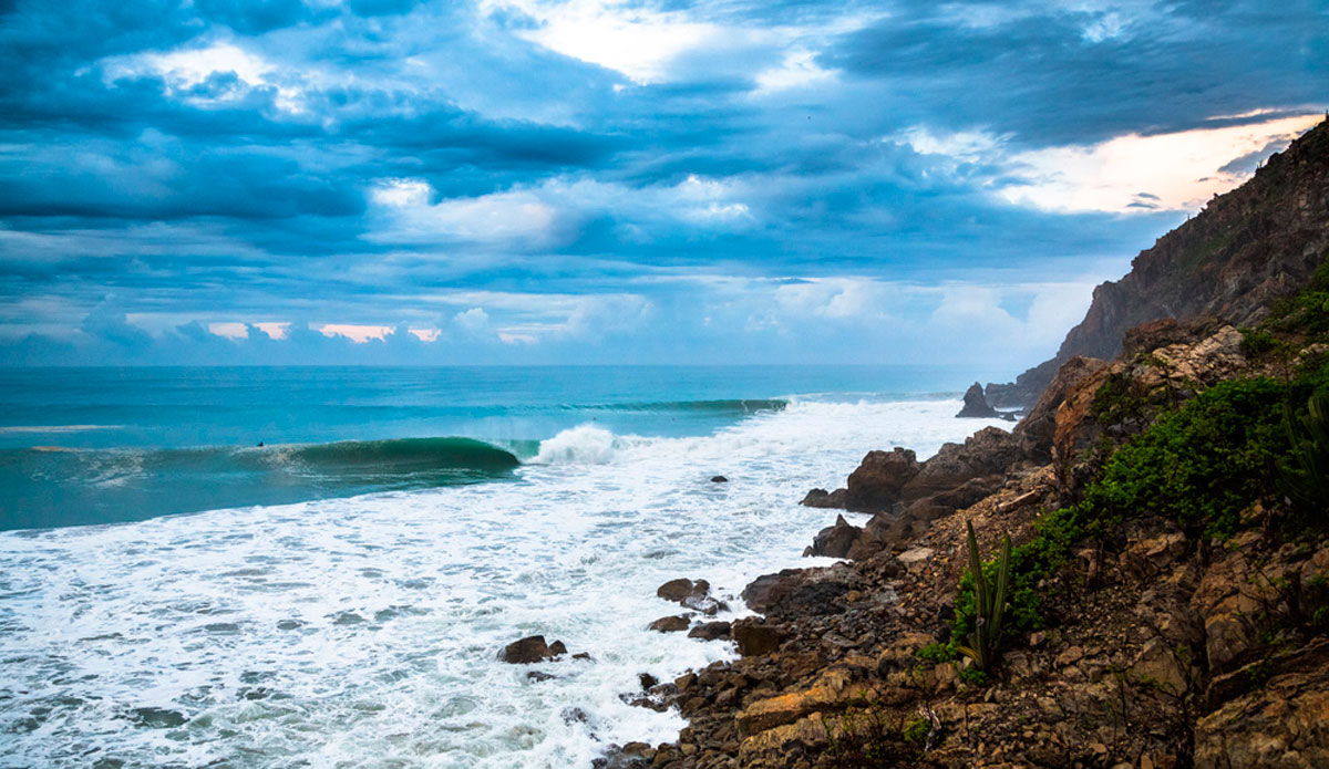 Perfection, just before sunrise. Photo: <a href=\"https://instagram.com/chachfiles\">Ryan Craig</a>