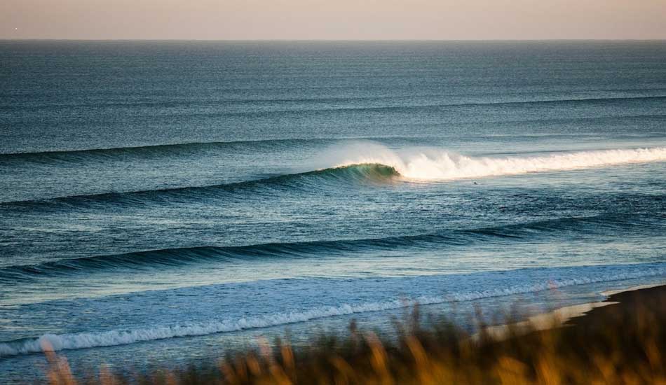 After a long search, we found this perfect sandbar with absolutely nobody in the water. Kind of a dream.