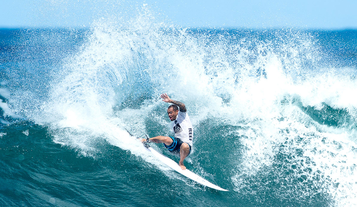 Raoni Monteiro advanced into Round 4 of the REEF Hawaiian Pro. Monteiro posted a heat total of 17.00 points to place second and advance into the next round of competition. Photo: <a href=\"https://www.aspworldtour.com/\">ASP</a>/Sloane