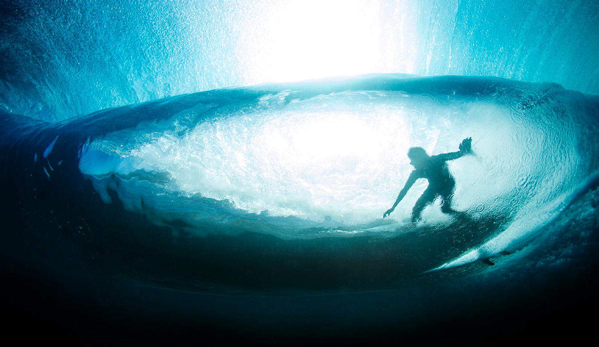 Unknown surfer at Pipeline. Photo: <a href=\"https://instagram.com/mikeaguiar_\">Mike Aguiar</a>