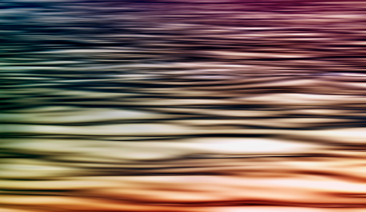 Metallic water colors. Photo: <a href=\"https://www.hollytreephoto.com/\" target=\"_blank\">Holly Shoebridge</a>