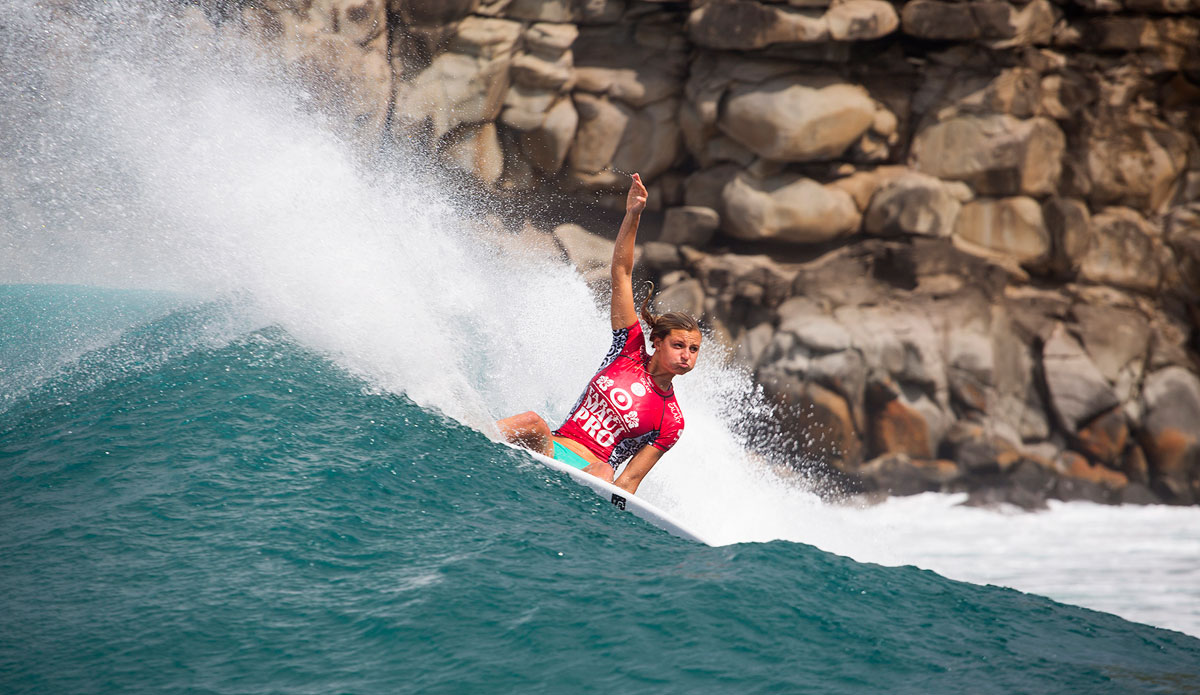  Lakey Peterson of Santa Barbara, California, USA (pictured) advanced into the Quarterfinals of the Target Maui Pro, winning her Round 4 heat at Honolua Bay, Maui, Hawaii on Wednesday November 26, 2014.  Photo: <a href=\"https://www.aspworldtour.com/\">ASP/<a href=\"https://www.kirstinscholtz.com/\"> Scholtz</a>