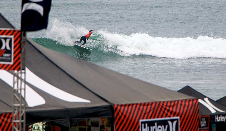 CJ Hobgood carving his way through the early rounds at the Hurley Pro. Photo: <a href=\"https://www.driftwoodfoto.com/\">Benjamin Ginsberg</a>