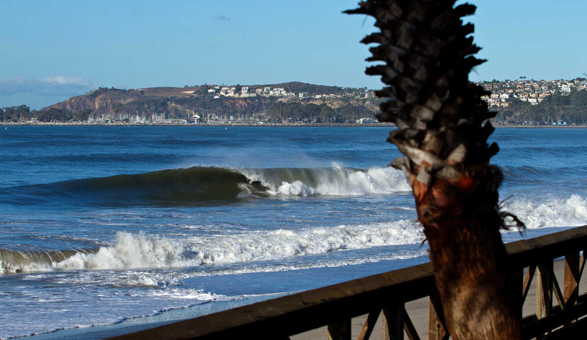 Drain a few 3s while checking out the waves in Capo. Photo: <a href=\"https://instagram.com/abakkedahl_photography\">@abakkedahl_photo