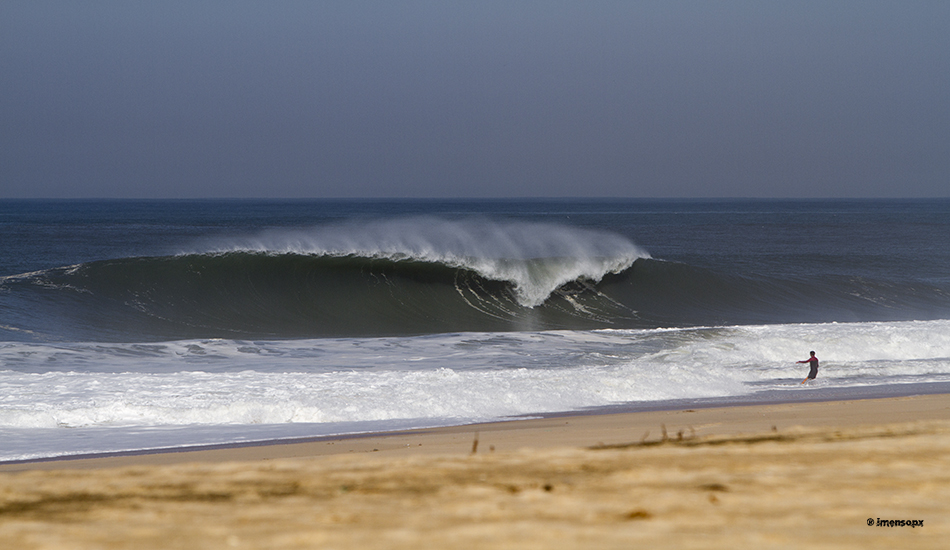 Two-way. Photo: <a href=\"https://www.facebook.com/imenso.px\">Imensopx</a>