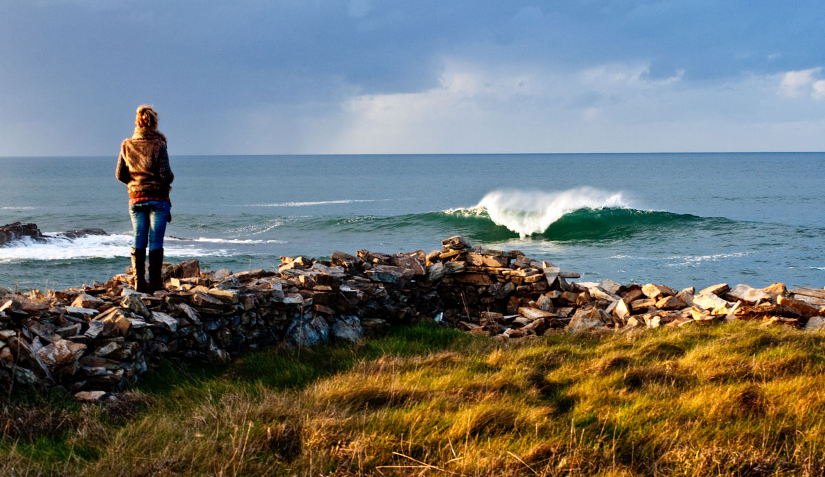 Galicia is very close to Asturias, and the waves are awesome. Especially during winter. Photo: <a href=\"http://www.jaiderlozano.com/\">Jaider Lozano</a>