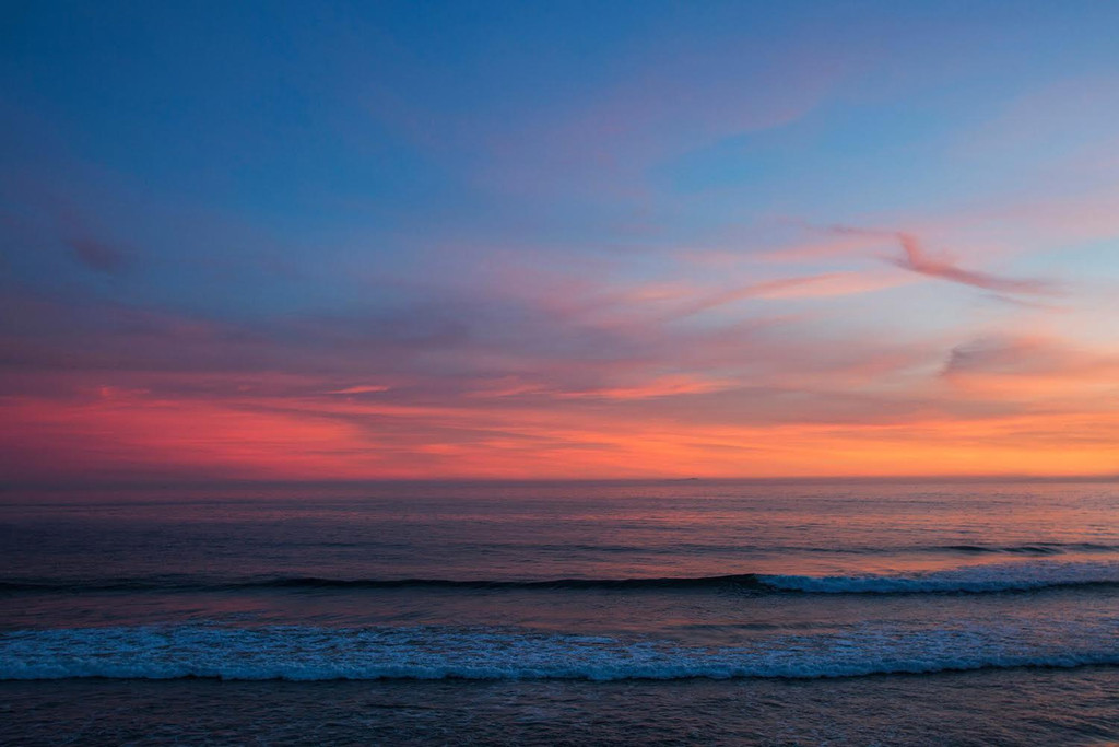  Incredible sunset at Rincon. Photo: Lessandro Morales