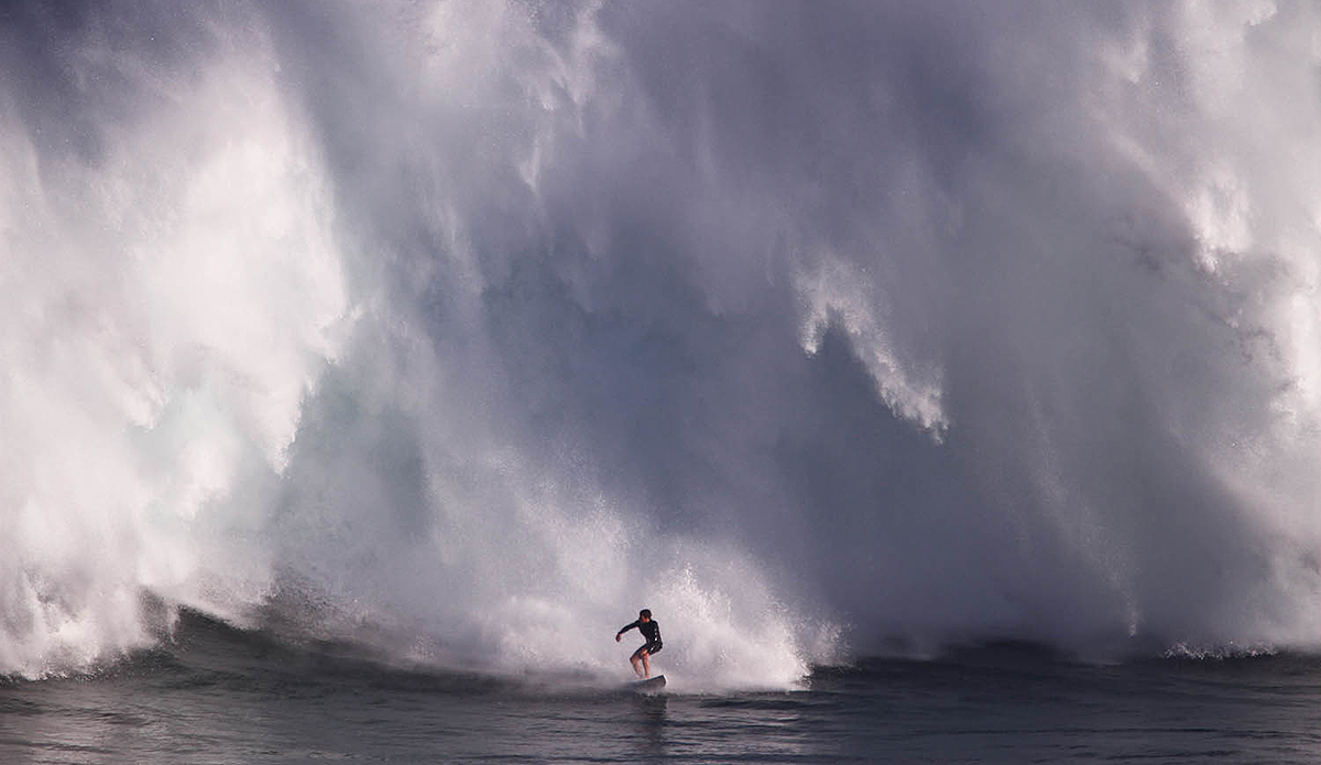 Nathan Florence goes big. Jaws is just bigger. Photo: Aaron Lynton //
@aaronlynton