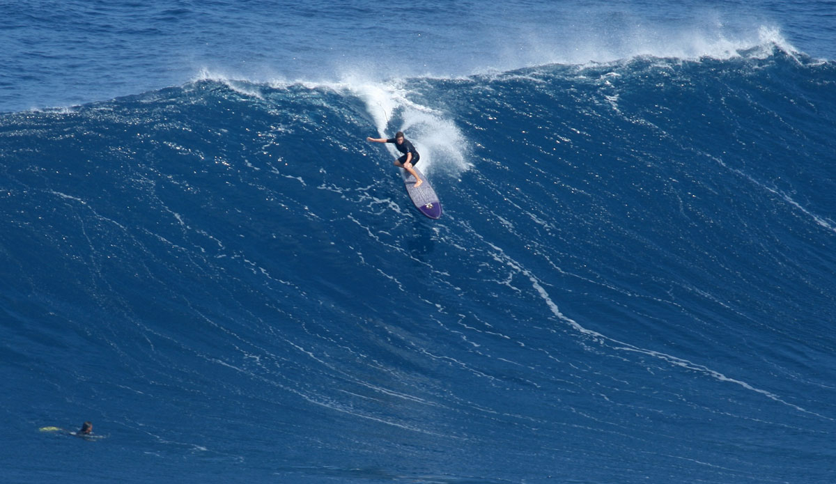 Navigating the drop. Photo:<a href=\"https://instagram.com/shannonreporting/\">Shannon Marie</a>