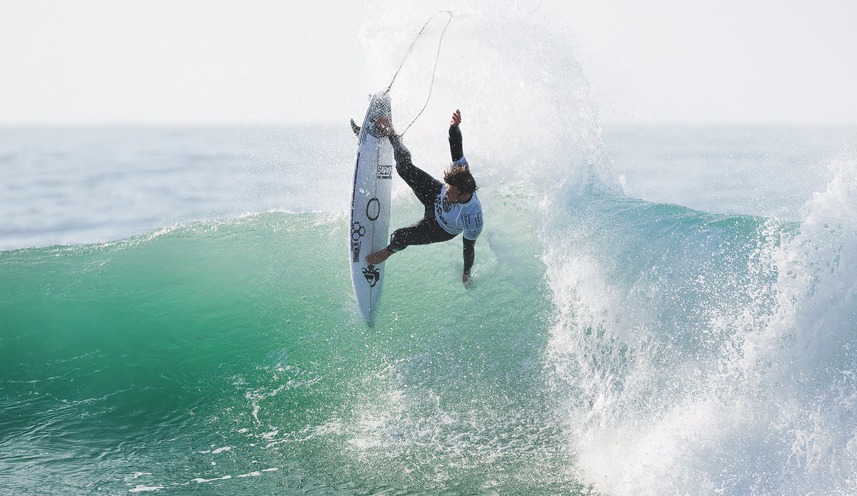 Dane Reynolds of the United States (pictured) advanced directly to Round 3 of the JBay Open at Supertubes, Jeffreys Bay, South Africa today, defeating Adam Melling (AUS) and Filiple Toledo (BRA) in Round 1 with a heat total of 13.33 points (out of a possible 20.00). Photo: <a href=\"https://www.worldsurfleague.com/\">WSL</a>/<a href=\"https://instagram.com/kc80\">Cestari</a>