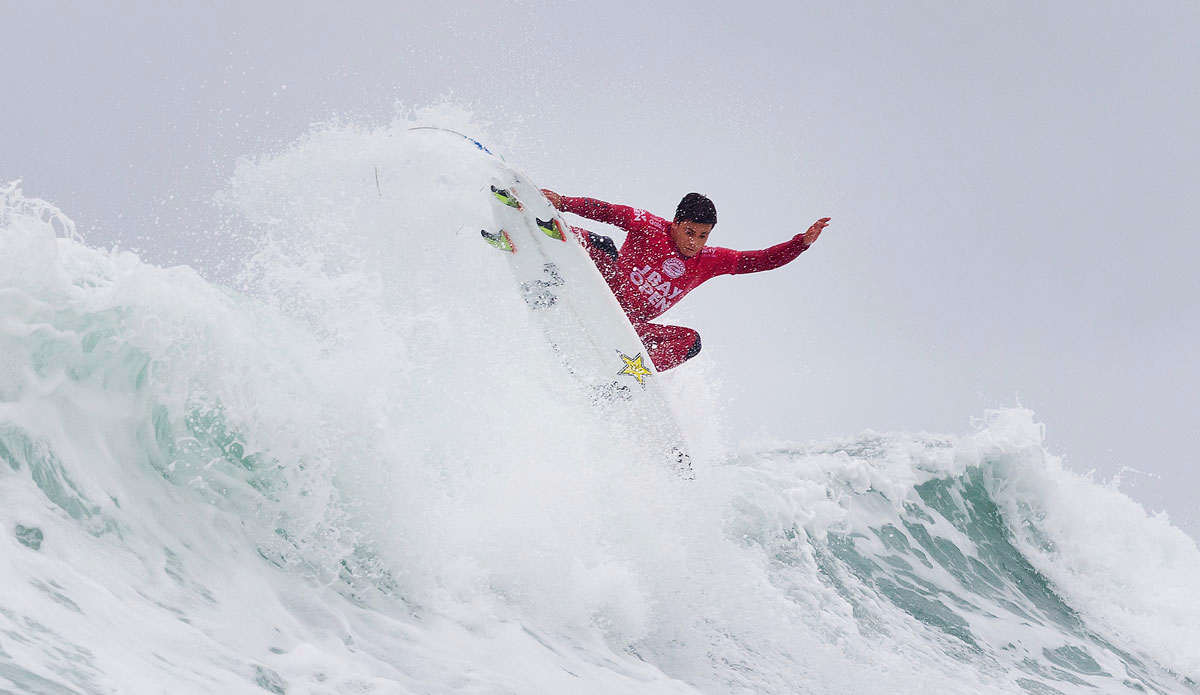 Keanu Asing of Hawaii (pictured) placing second his Round 4 heat at the JBay Open to advance into the Quarterfinals on Saturday July 18, 2015. Photo: <a href=\"https://www.worldsurfleague.com/\">WSL</a>/<a href=\"https://instagram.com/kc80\">Cestari</a>