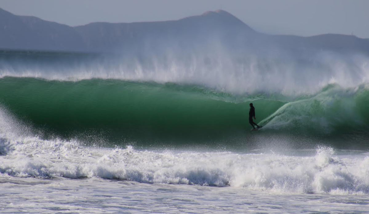 Unknown surfer in Baja. Photo: <a href=\"https://www.instagram.com/jeff_perez\">@Jeff_Perez</a>