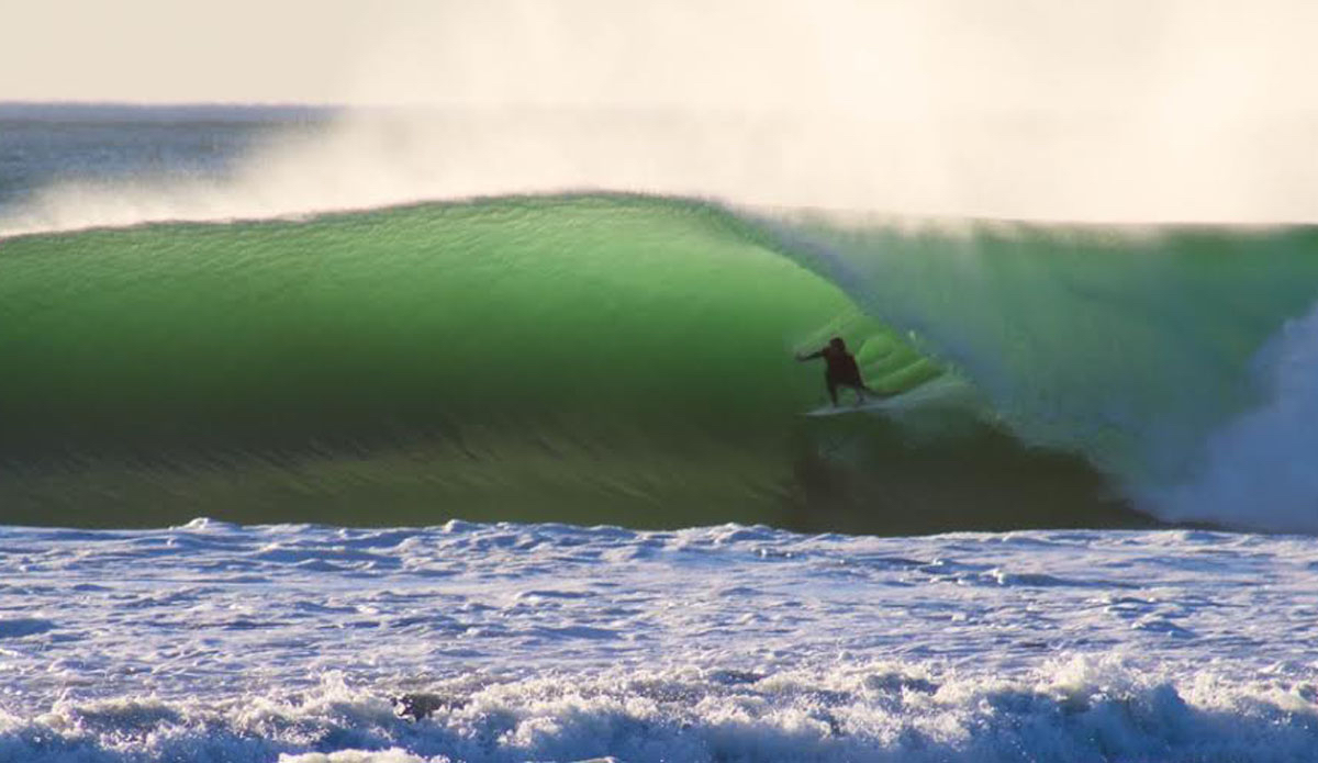 Unknown surfer, Baja. Photo: <a href=\"https://www.instagram.com/jeff_perez\">@Jeff_Perez</a>