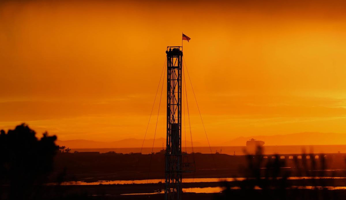 Wetland sundown landscape of Huntington Beach. Photo: <a href=\"https://www.instagram.com/jeff_perez\">@Jeff_Perez</a>