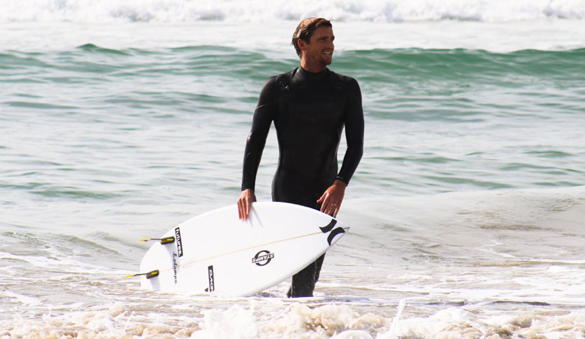 Brett Simpson, Southside Huntington Beach Pier. Photo: <a href=\"https://www.instagram.com/jeff_perez\">@Jeff_Perez</a>