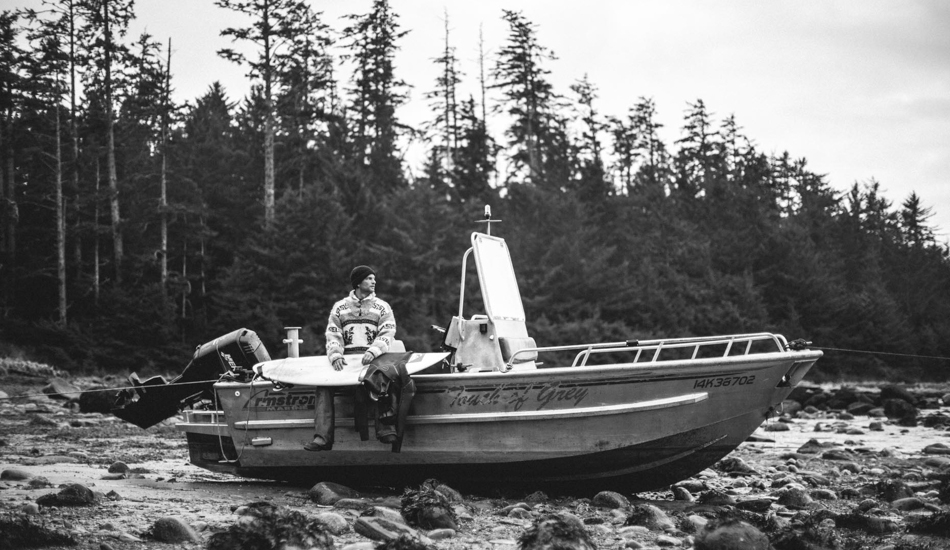  Raph bruhwiler dried docked while camping on the coast. The tide difference of 15\' makes a big difference where you drive and park the boat. Photo: <a href=\"https://www.jeremykoreski.com/NEW-WORK/AOTEAROA/1/\">Jeremy Koreski</a>
